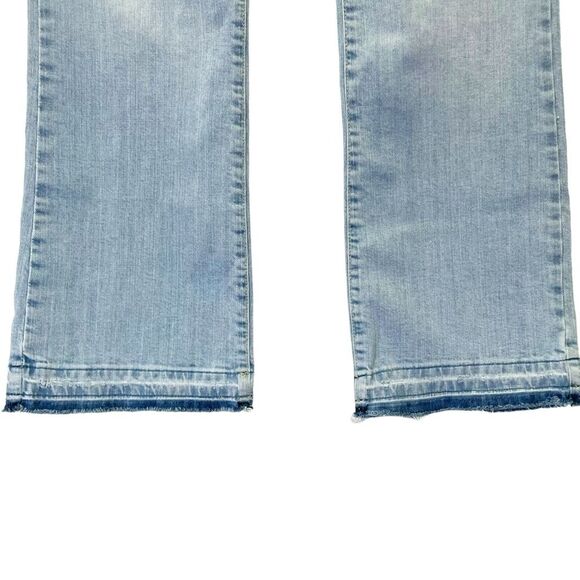Free People Liv Crop Flare Leg Mid Rise Jeans Medium Wash Released Hem Size 30 - Picture 9 of 13